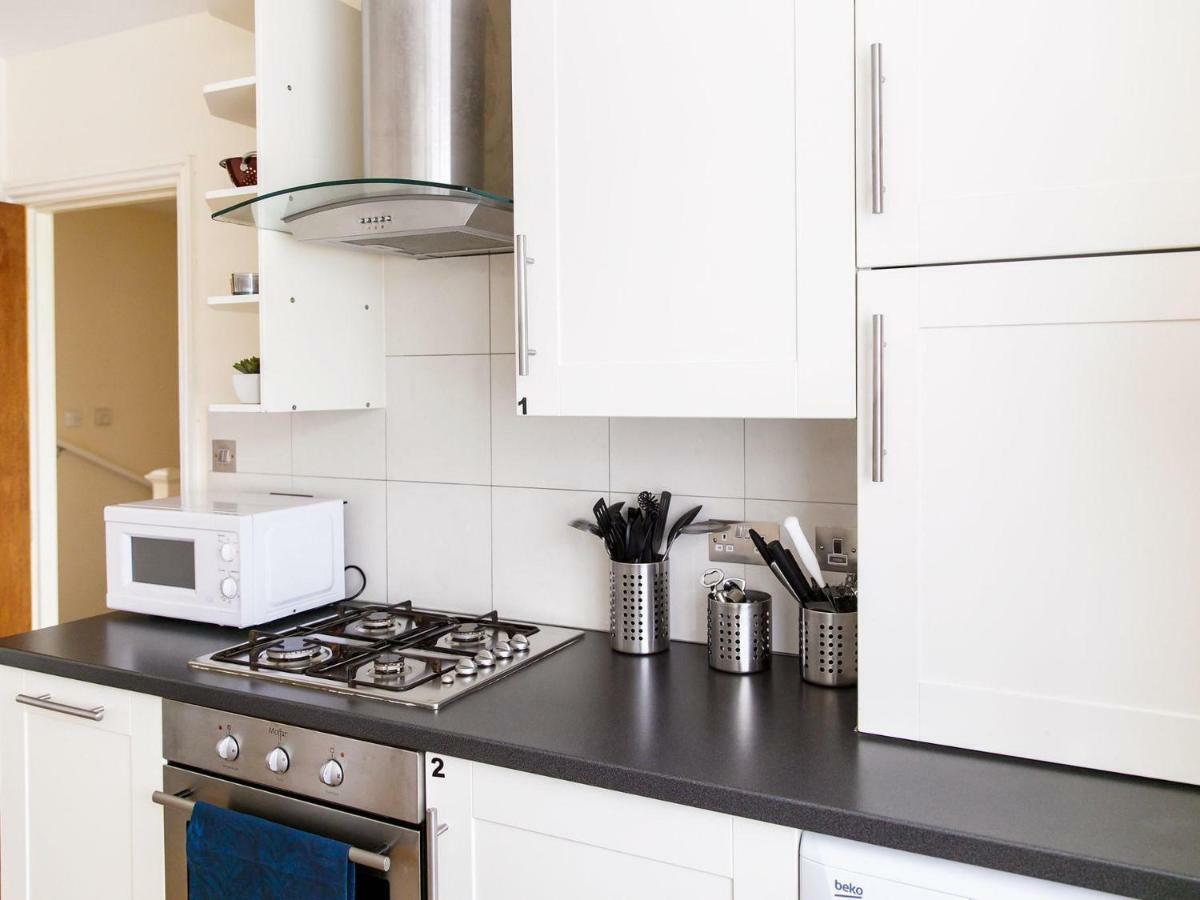 Mandeville Rooms Northolt  外观 照片