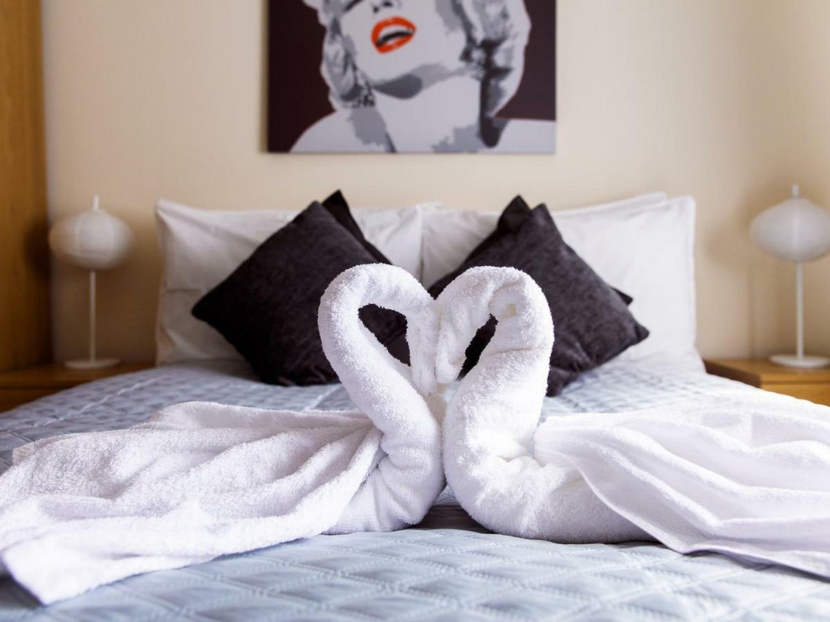 Mandeville Rooms Northolt  客房 照片