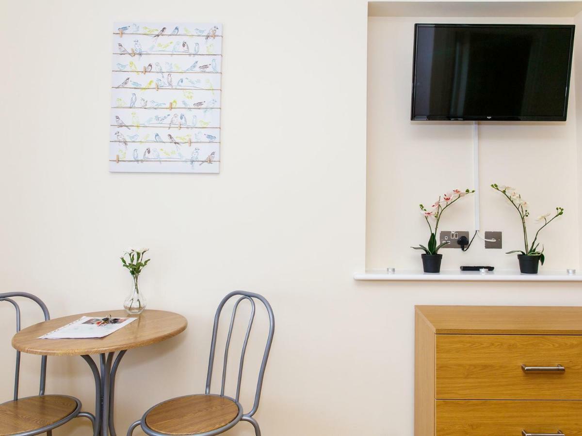Mandeville Rooms Northolt  客房 照片